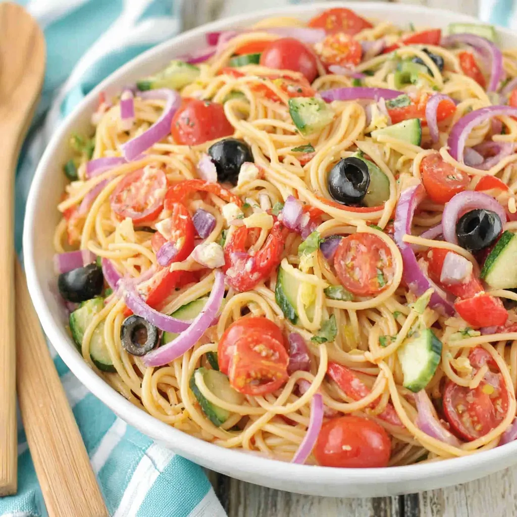 Summer Spaghetti Salad (+Video)